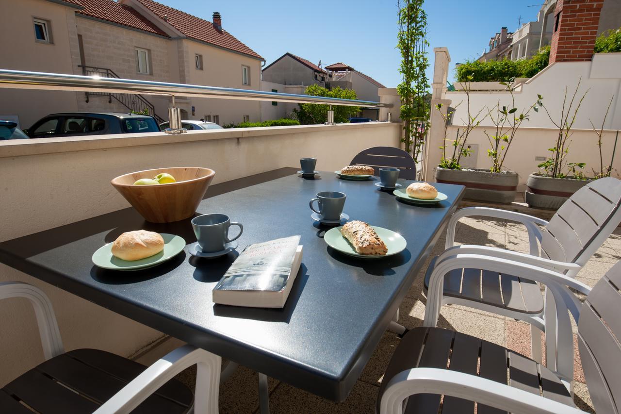 Vista Apartments Bol Eksteriør bilde